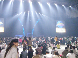 KAWAKI-MONステージ。広すぎてステージがががｗ